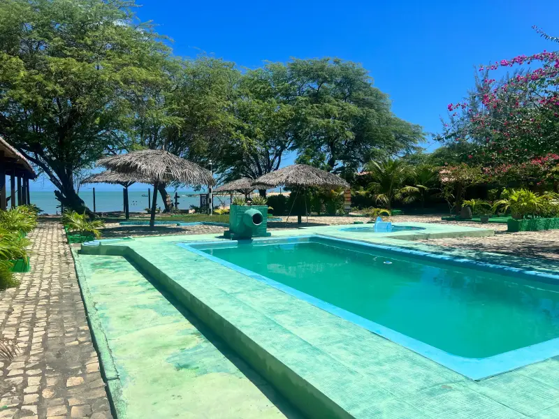 Jardim tropical da Pousada do Farol RN