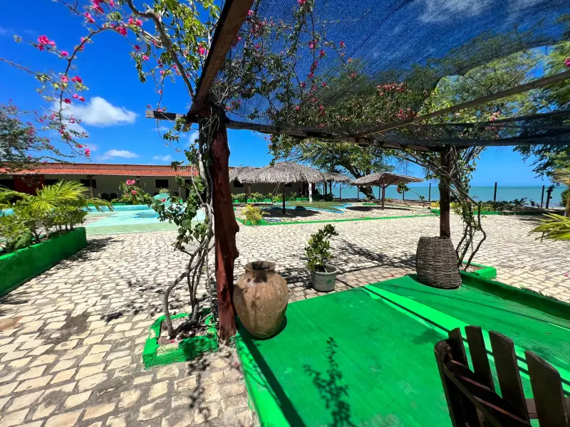 Restaurante ao ar livre da Pousada do Farol